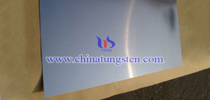 tungsten alloy shielding door applied for CT room image