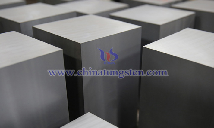 Polycrystalline silicon ingots with slice ( www.ne21.com)